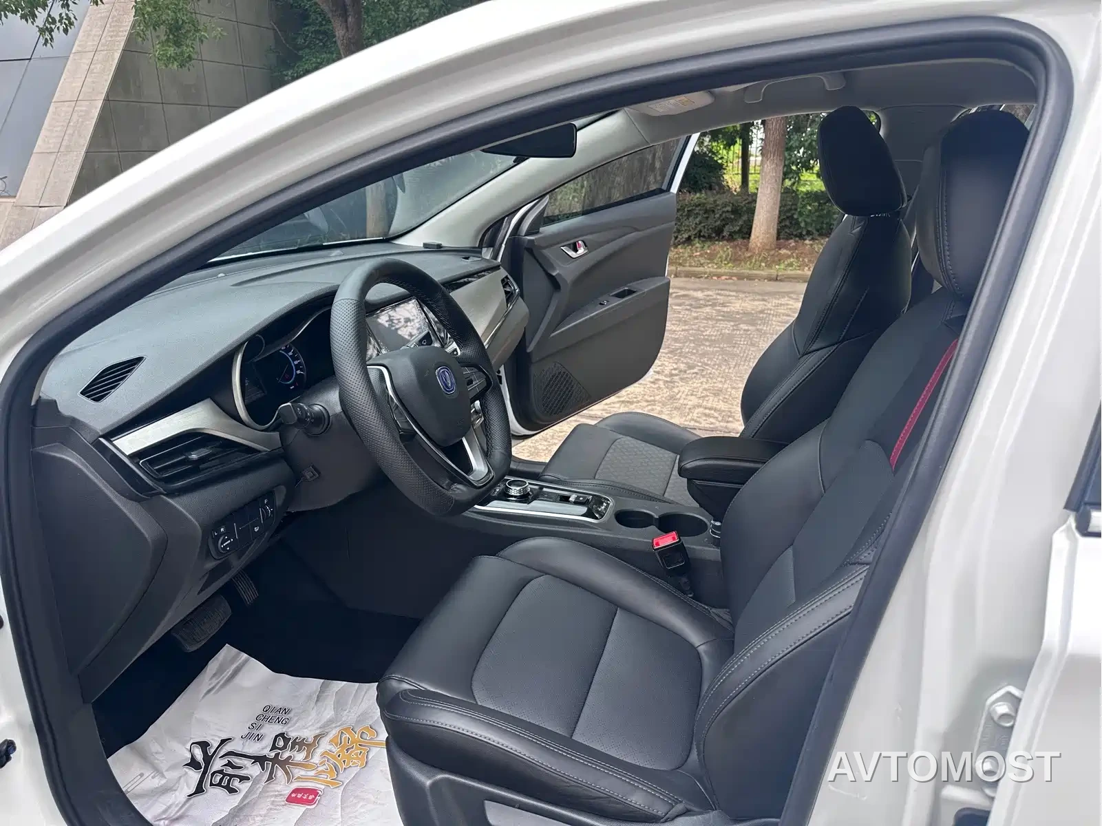 Changan Eado New Energy 2022 EV460 Smart Ride-Hailing Edition (NCM) — фото 4