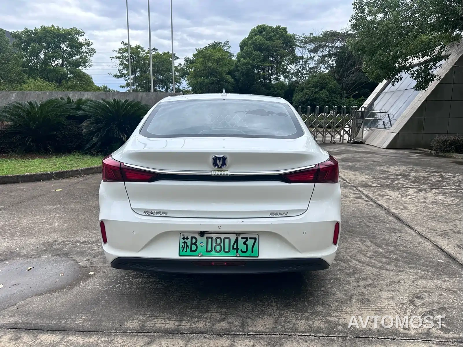 Changan Eado New Energy 2022 EV460 Smart Ride-Hailing Edition (NCM) — фото 17