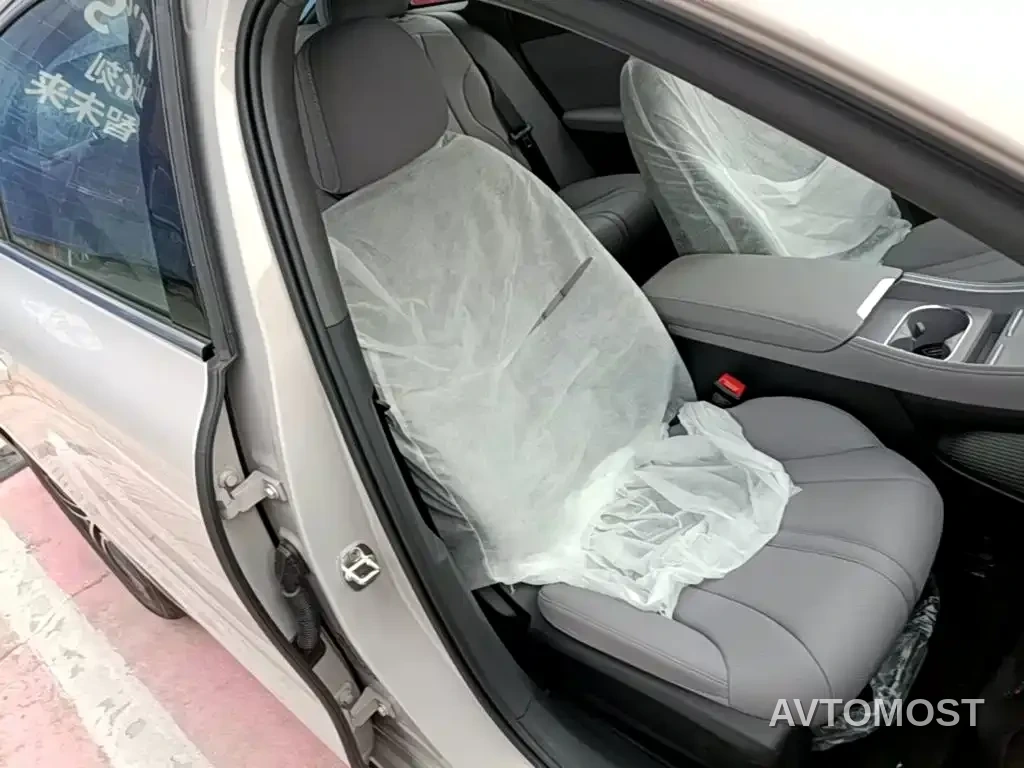 Roewe M7 DMH 2025 1.5T 115km Standard — фото 19