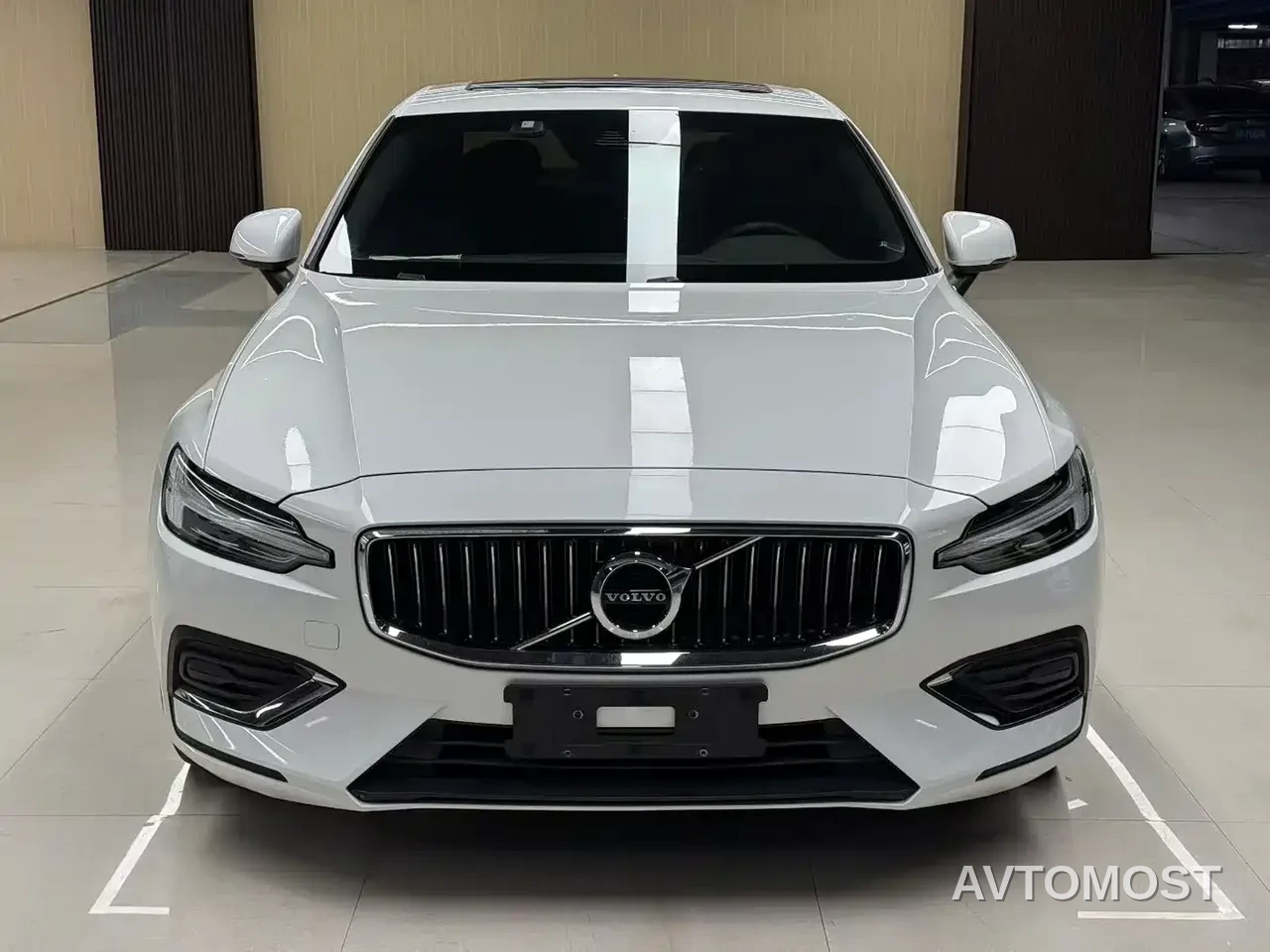 Volvo S60 2022 B4 Smart Vision Sport Edition — фото 2