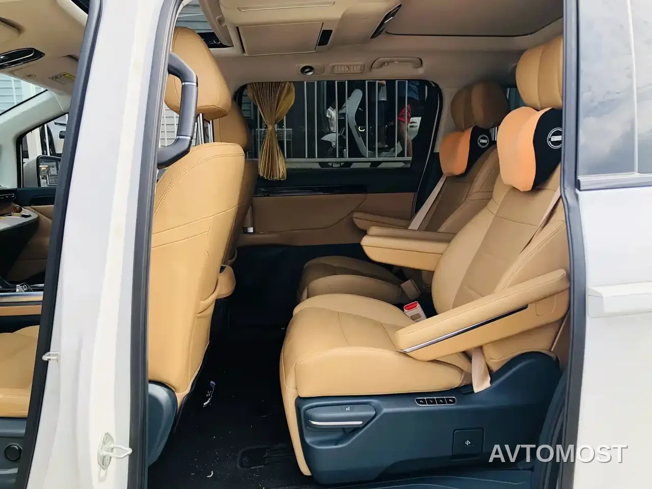 GAC Trumpchi E8 NEV 2024 Model 150km MAX — фото 17