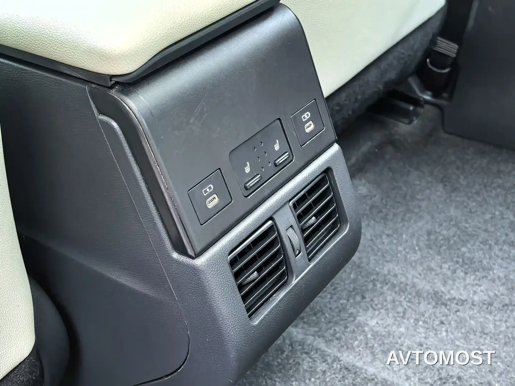 Toyota FAW Toyota bZ4X 2022 4WD High Performance PRO Edition — фото 25