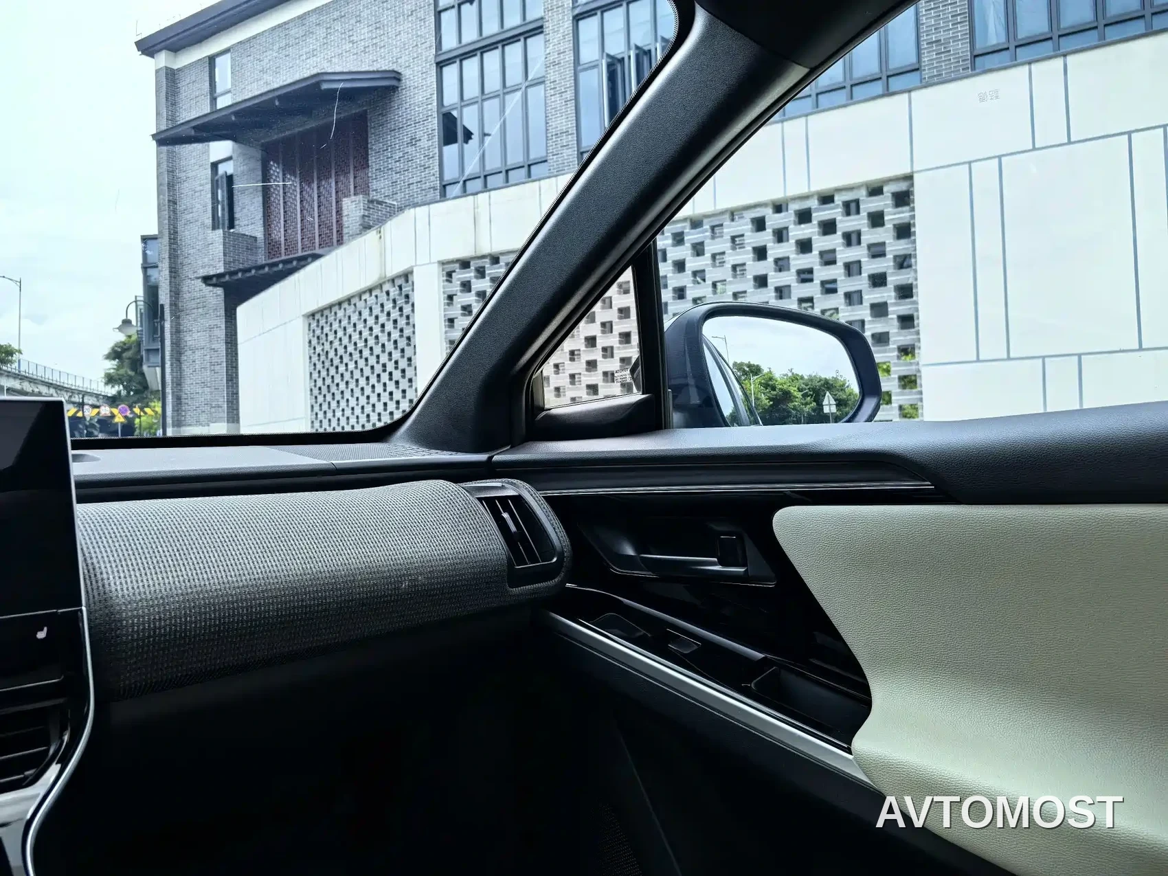 Toyota FAW Toyota bZ4X 2022 4WD High Performance PRO Edition — фото 29