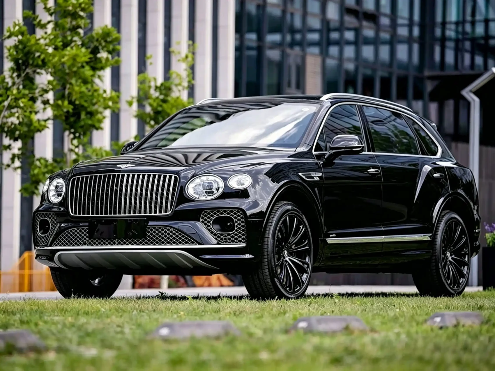 Bentley Bentayga 2023 4.0T V8 Long Wheelbase Version