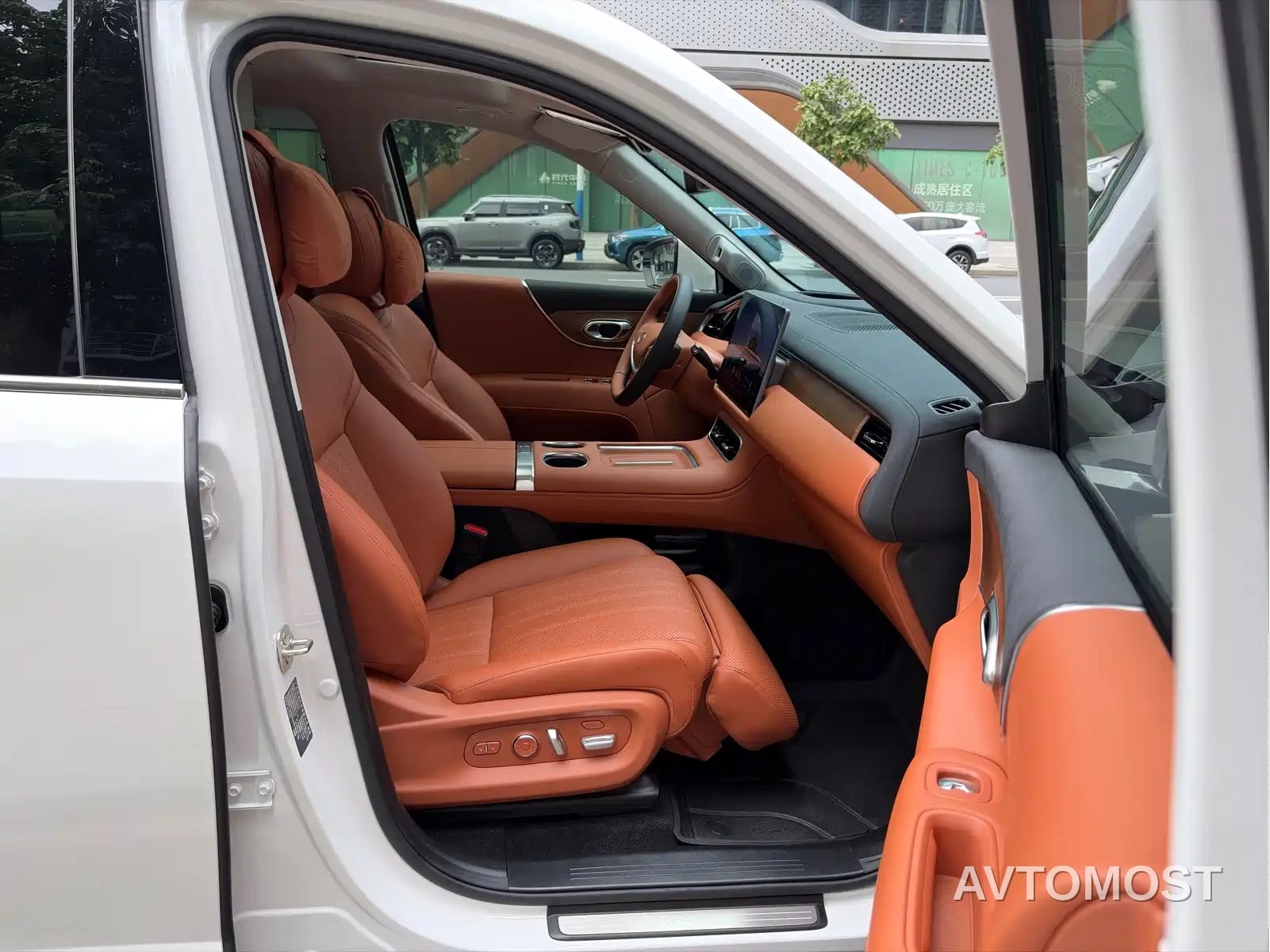 GAC Trumpchi Vision S9 2025 1.5T Hybrid Premium — фото 10