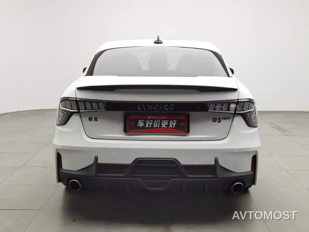 Lynk & Co 03 New Energy 2021 1.5T PHEV Pro — фото 3