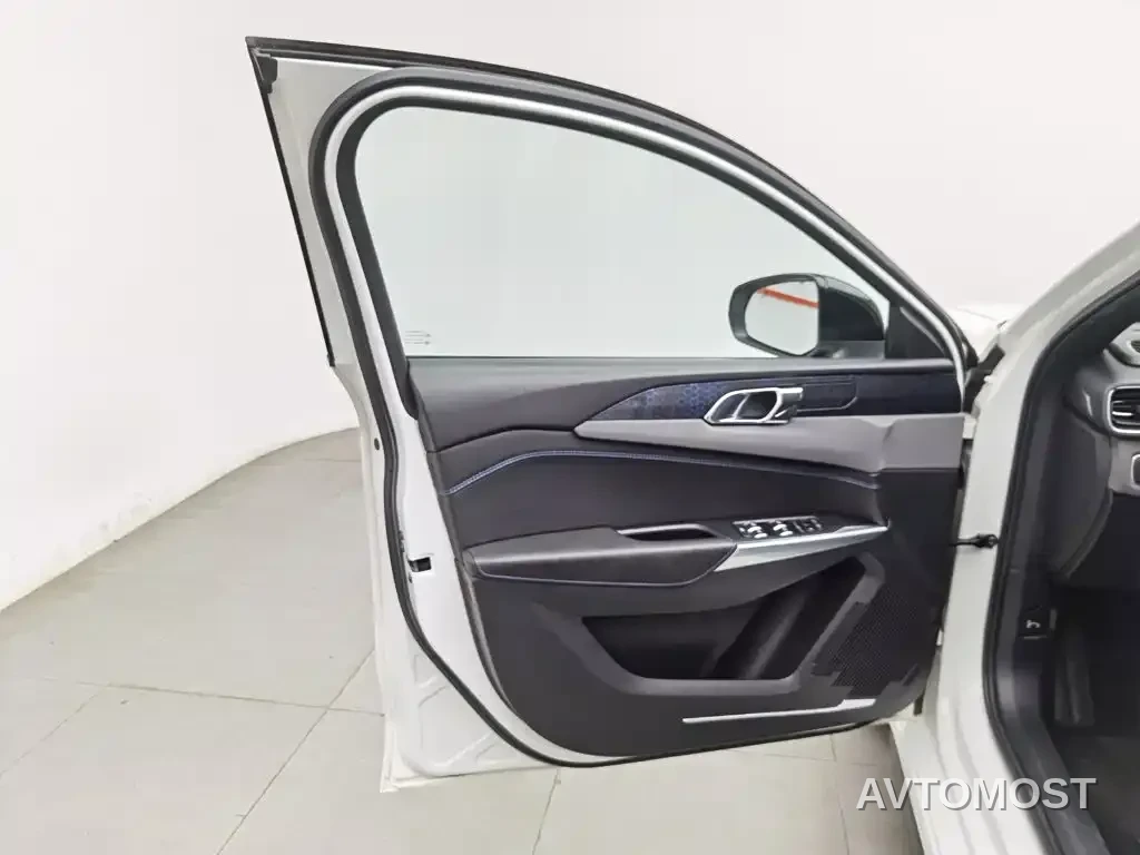 Lynk & Co 03 New Energy 2021 1.5T PHEV Pro — фото 7