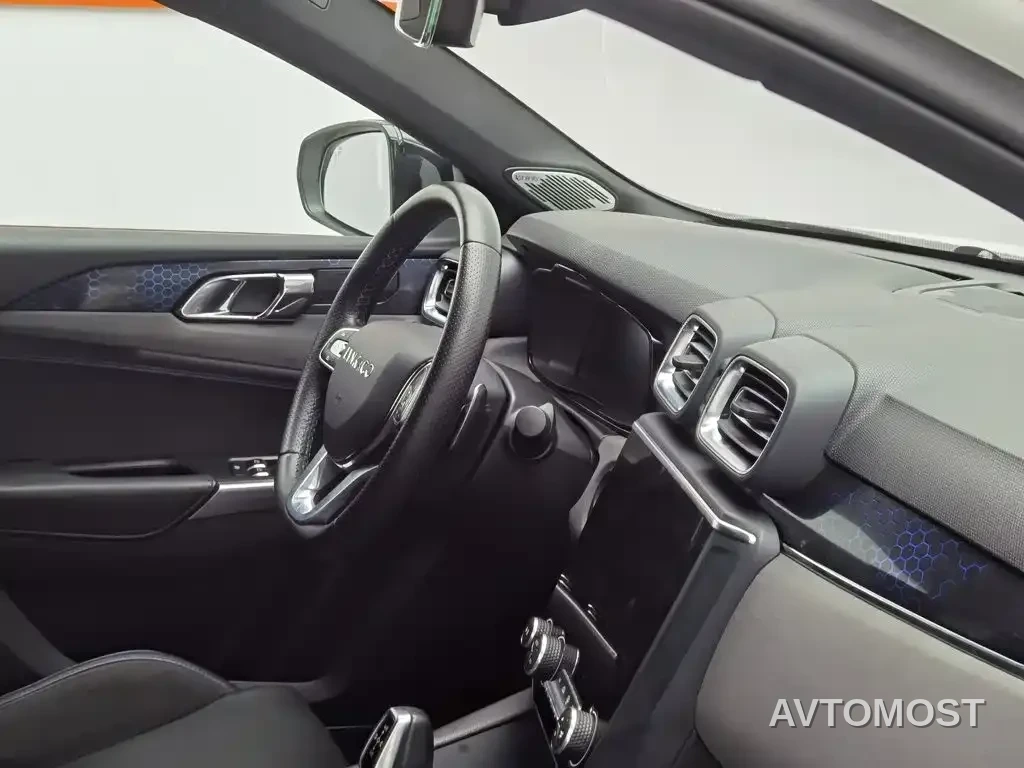 Lynk & Co 03 New Energy 2021 1.5T PHEV Pro — фото 20
