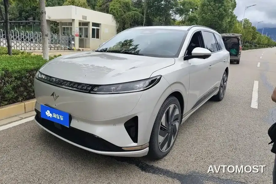 Dongfeng Yipai eπ008 2024 210Max Range Extender 6-Seater