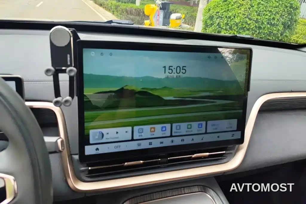 Dongfeng Yipai eπ008 2024 210Max Range Extender 6-Seater — фото 13