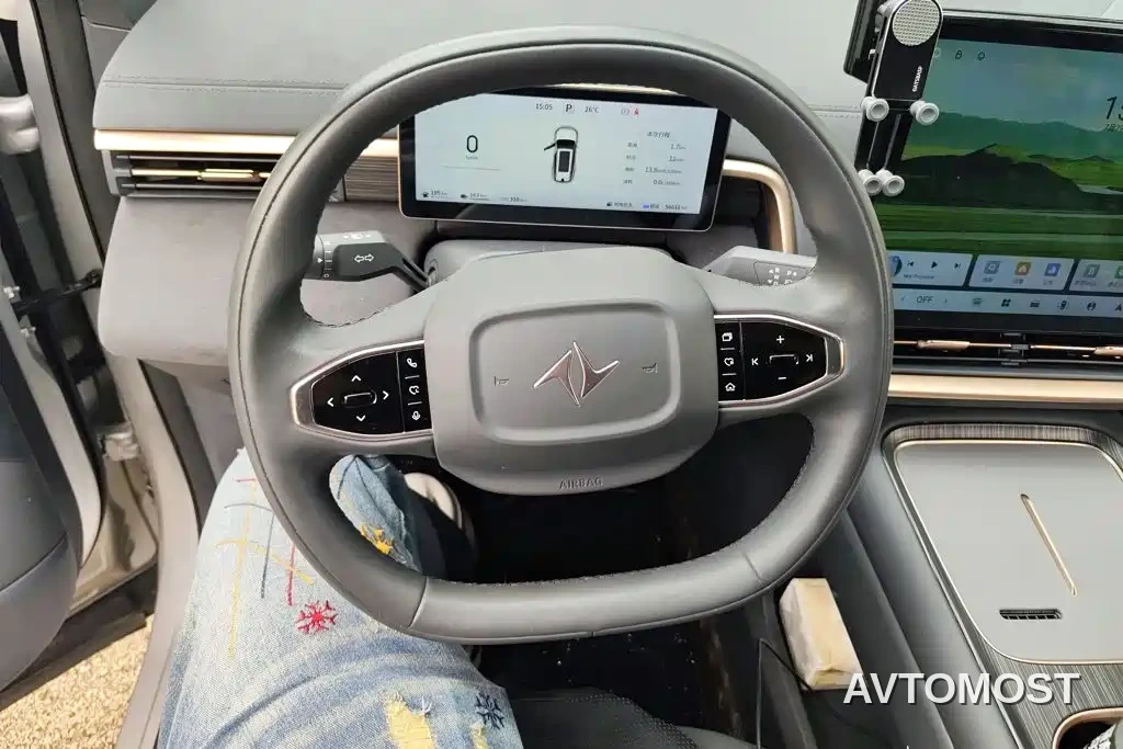 Dongfeng Yipai eπ008 2024 210Max Range Extender 6-Seater — фото 15