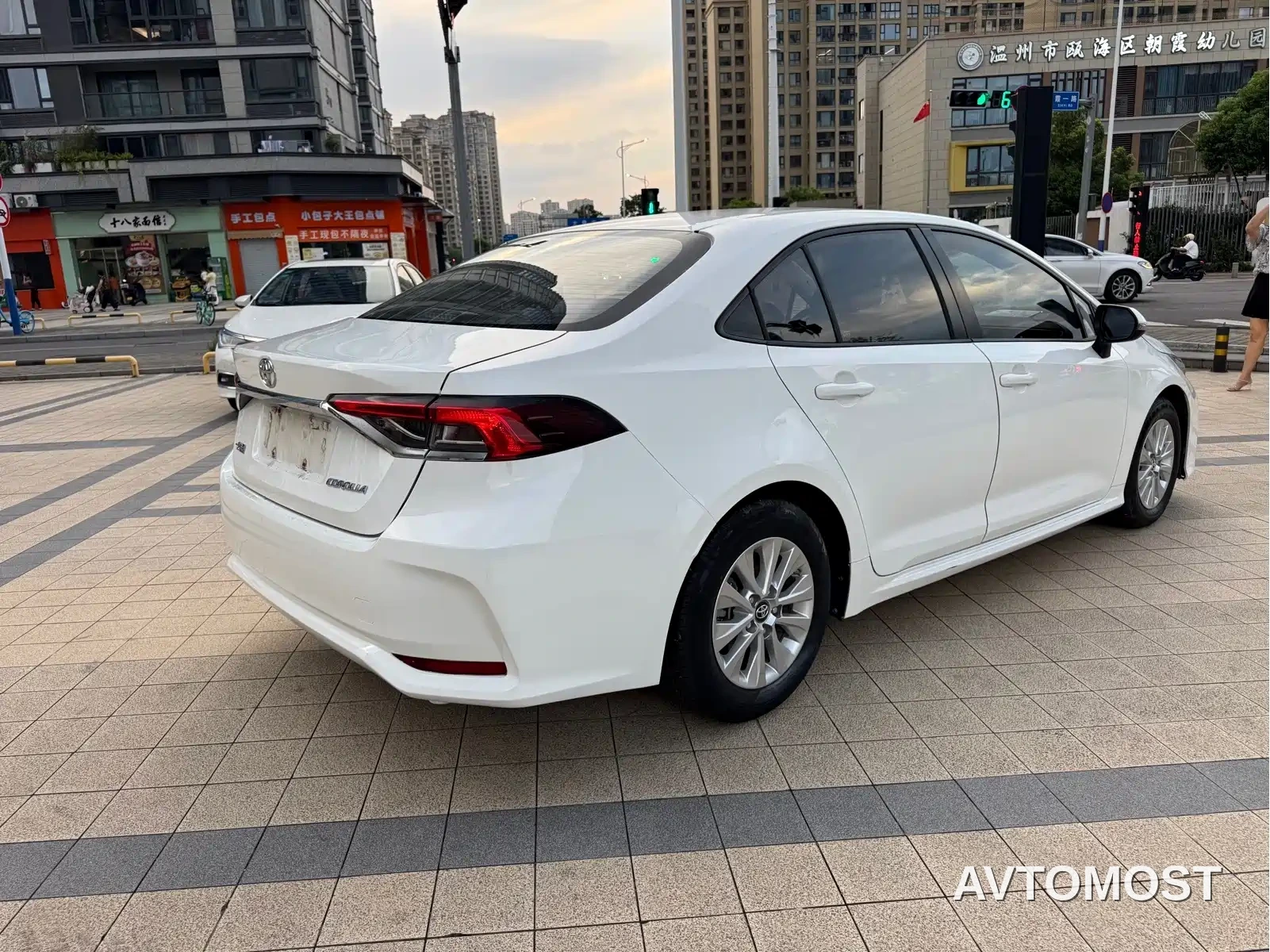 Toyota Corolla 2021 TNGA 1.5L CVT Elite Edition — фото 32
