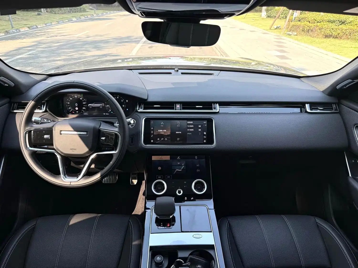 Land Rover Range Rover Velar 2021 P250 — фото 6