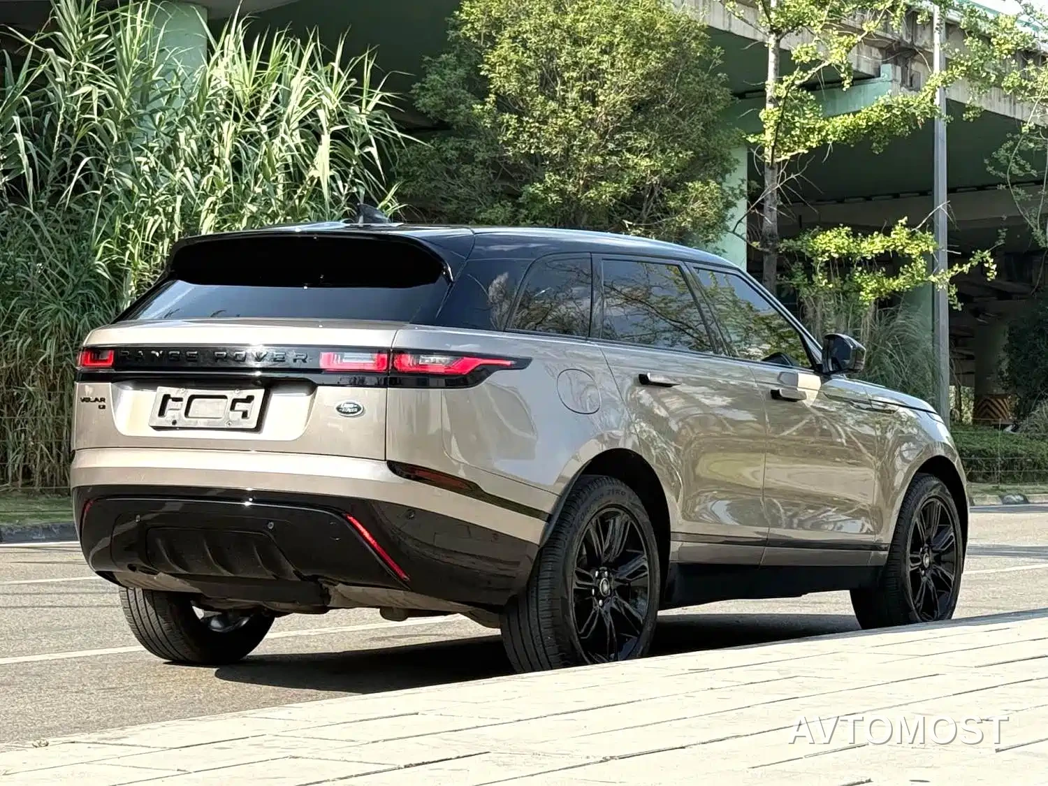 Land Rover Range Rover Velar 2021 P250 — фото 10