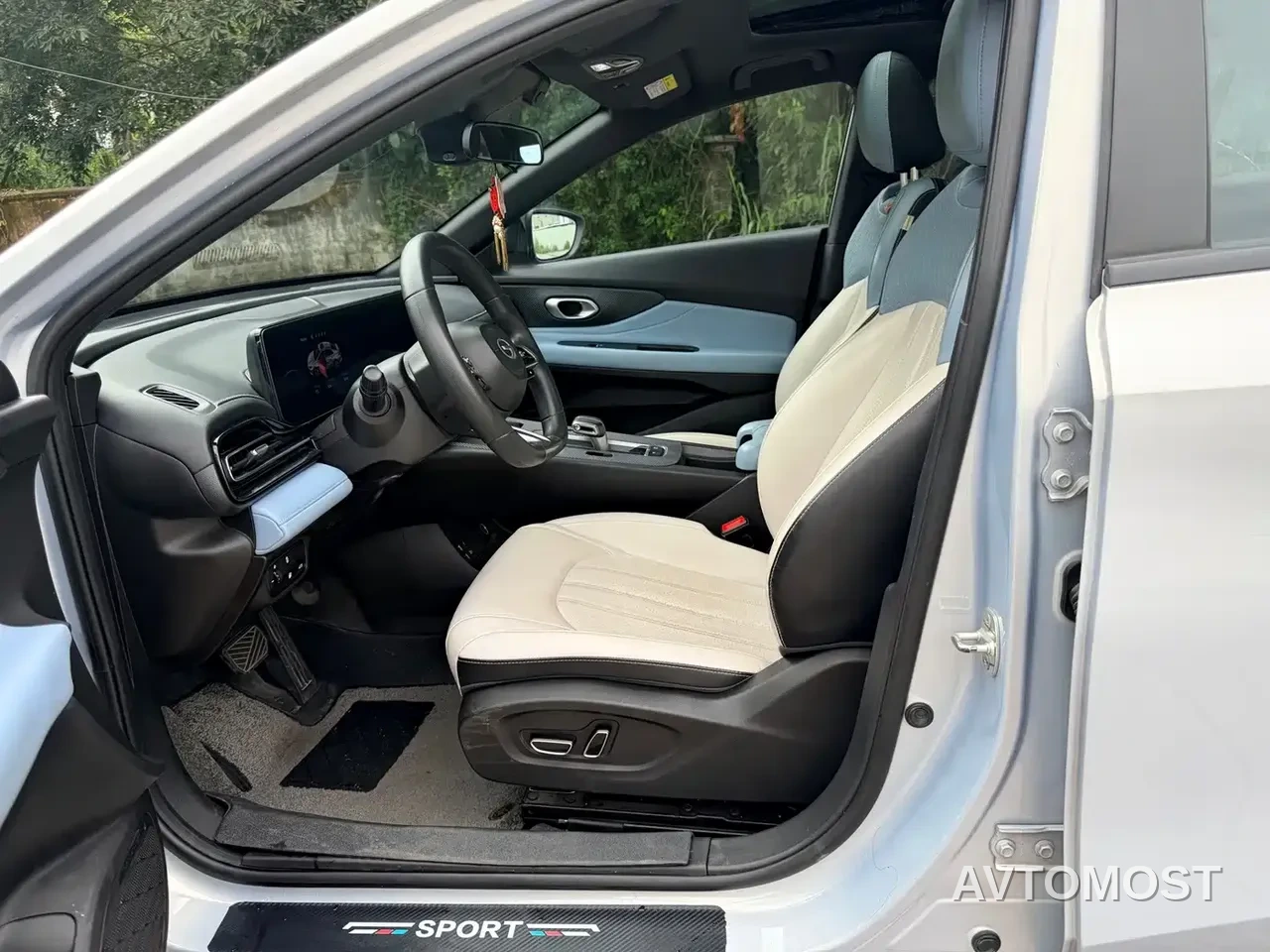 GAC Trumpchi Emkoo 2023 Shadow Leopard H High-Efficiency Hybrid — фото 9