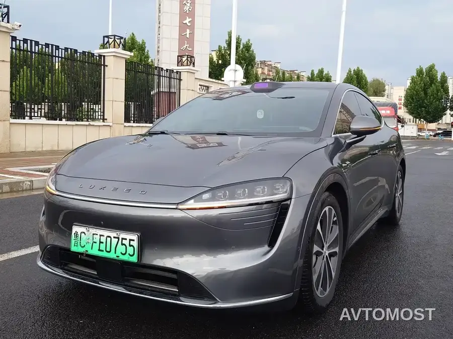 Zhijie Luxeed R7 2025 Extended Range 251km Max