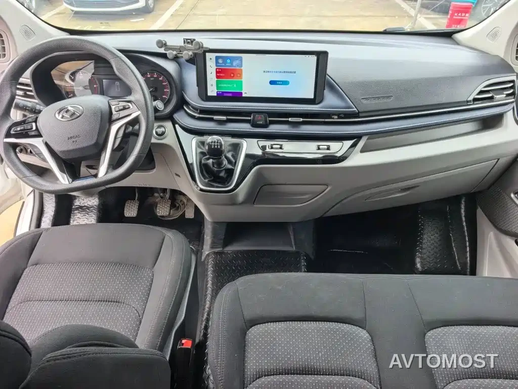 SAIC Maxus Xintu V70 2023 Model 2.0T Elite Manual Short Wheelbase Low Roof 5/6 Seats (125Ps) — фото 10