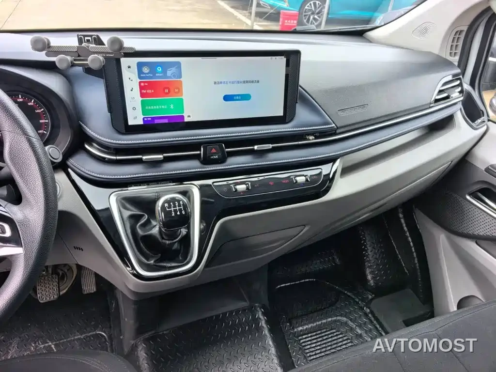 SAIC Maxus Xintu V70 2023 Model 2.0T Elite Manual Short Wheelbase Low Roof 5/6 Seats (125Ps) — фото 13