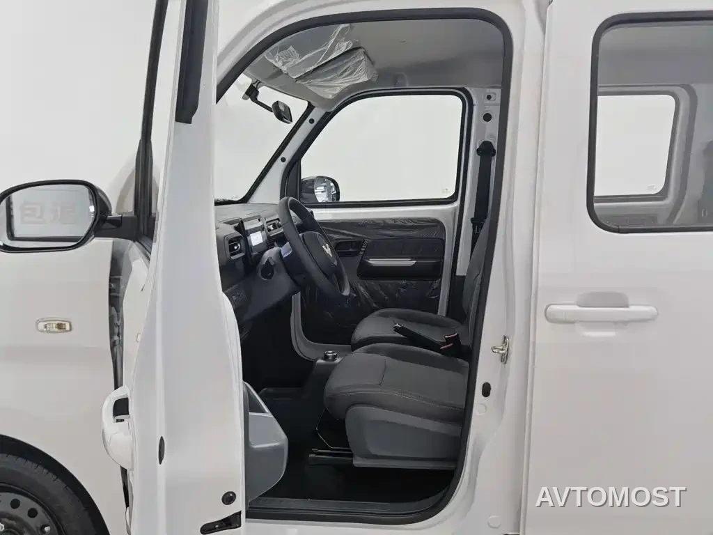 Wuling Zhiguang NEV 2025 Standard Version — фото 9