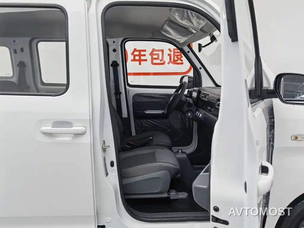 Wuling Zhiguang NEV 2025 Standard Version — фото 22