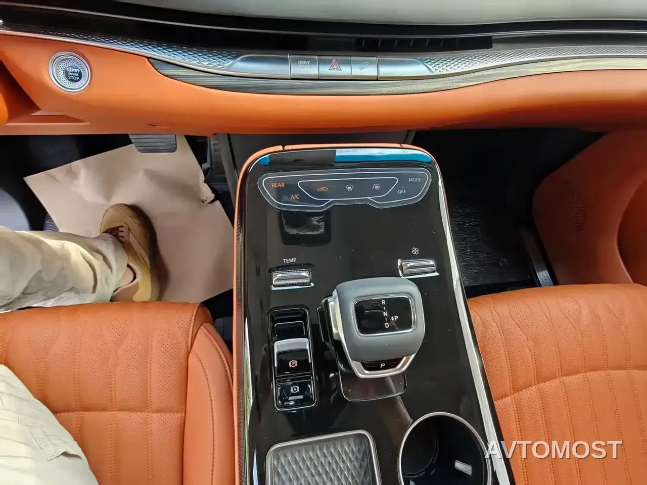 Dongfeng Fengxing Starlight V9 2024 1.5TD 200km Chinese Knot Series Exclusive — фото 13