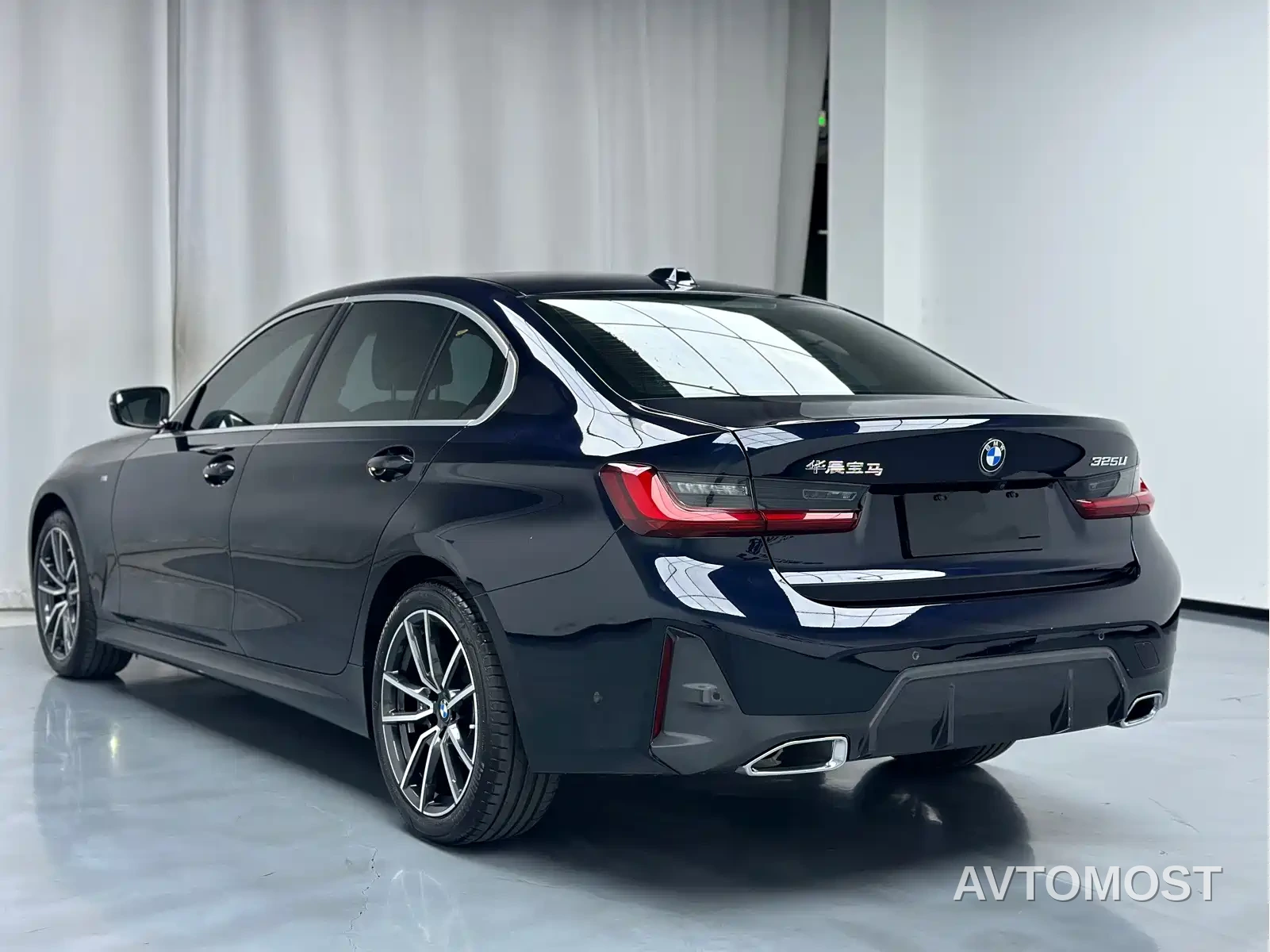 BMW 3 Series 2024 325Li M Sport Package — фото 8