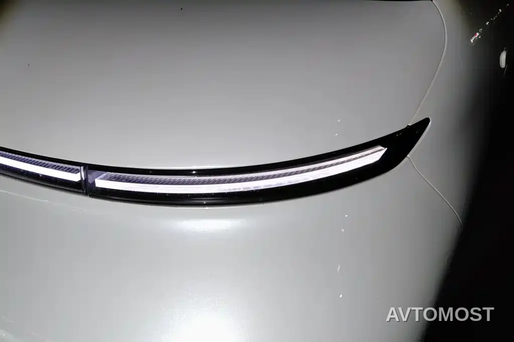 Geely Galaxy Yizhen L380 2024 140kWh 6-Seater AWD Ultra — фото 5