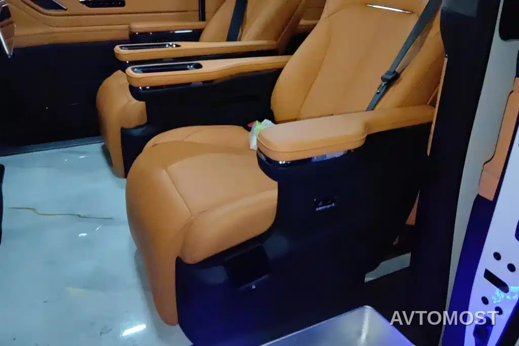 Geely Galaxy Yizhen L380 2024 140kWh 6-Seater AWD Ultra — фото 11