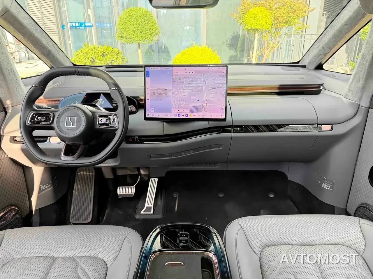 Zeekr MIX 2025 Smart Driving Edition — фото 8