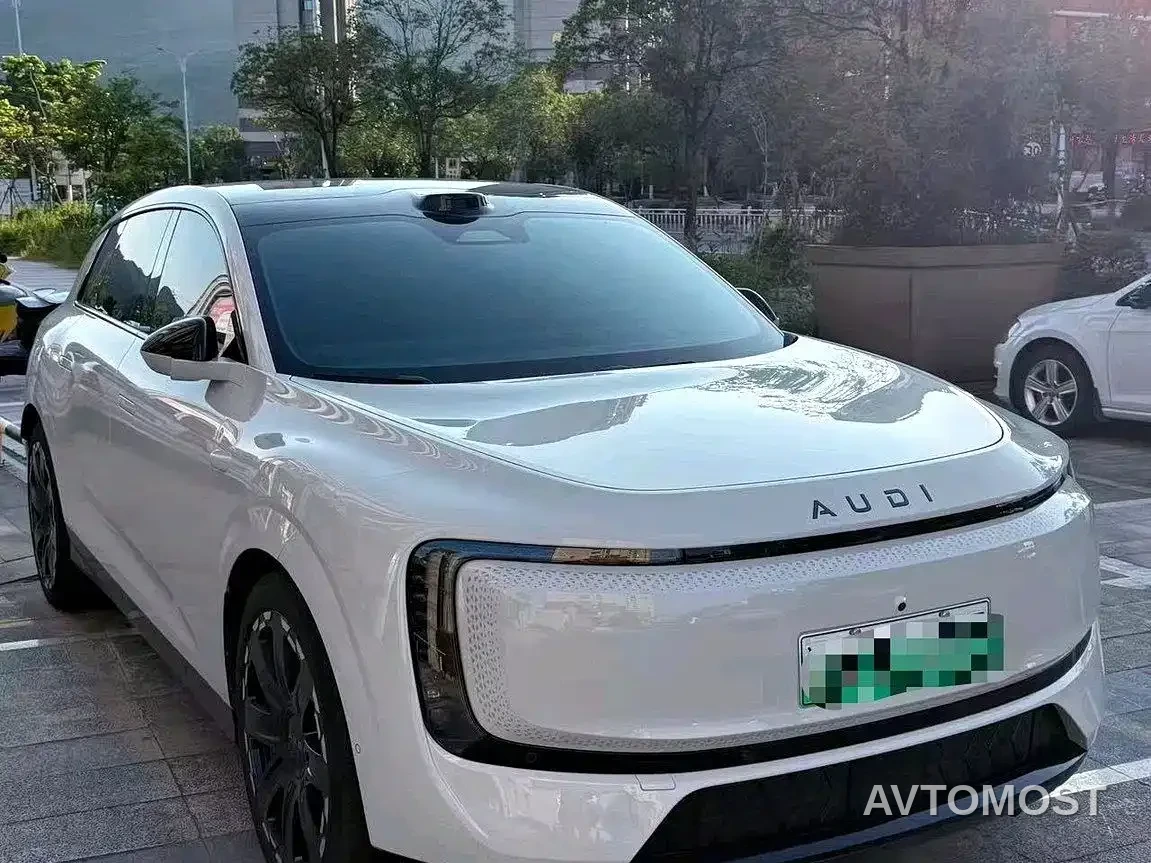Audi E7X 2026 4WD Base Model — фото 3