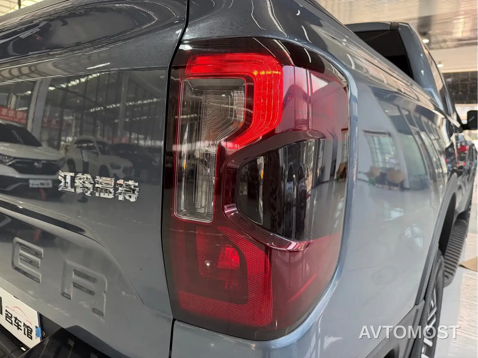 Ford Ranger 2023 Mountain Forest 4WD Automatic (Petrol) — фото 11