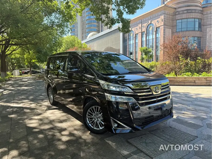 Toyota Vellfire 2020 Twin Engine 2.5L HV Luxury Edition