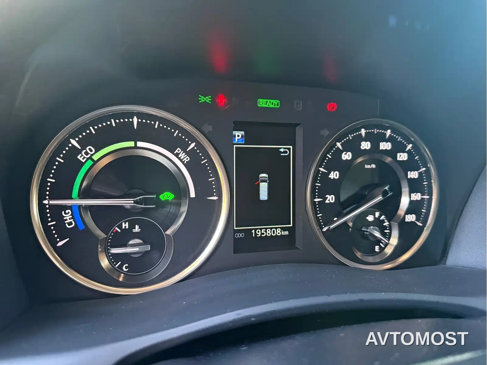 Toyota Vellfire 2020 Twin Engine 2.5L HV Luxury Edition — фото 9