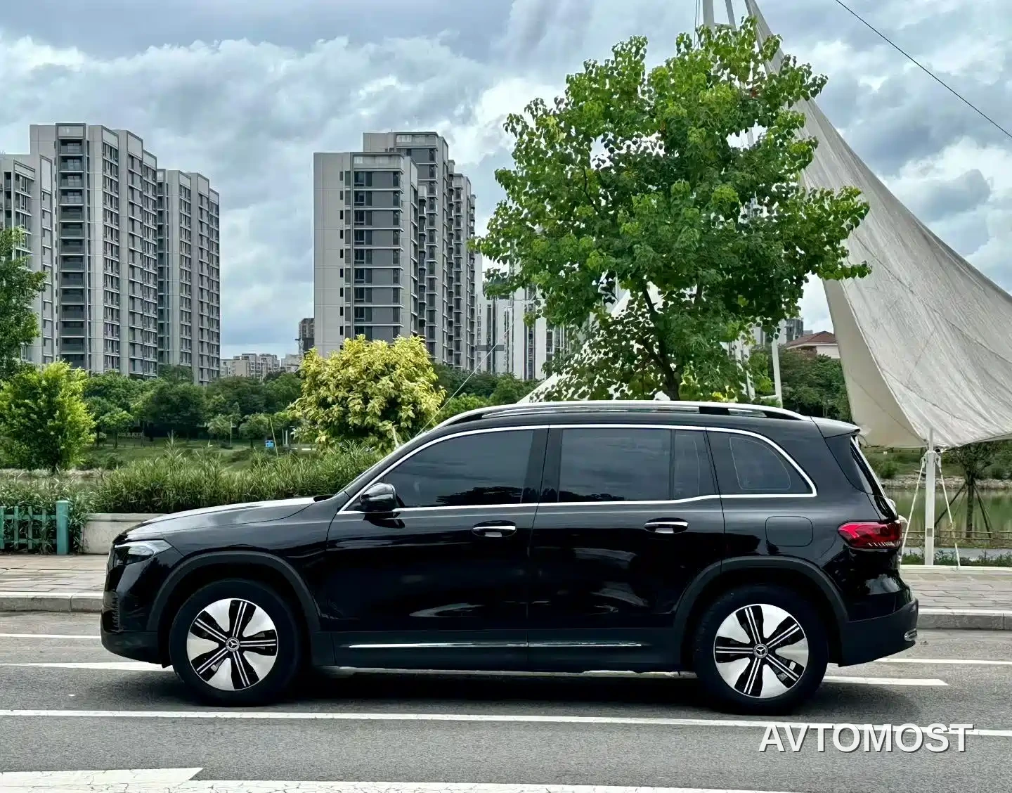 Mercedes-Benz EQB 2022 EQB 260 — фото 3