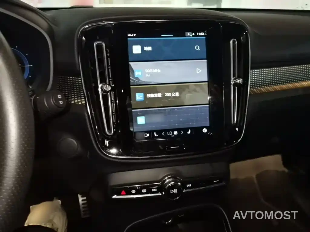 Volvo XC40 New Energy 2021 P8 EV AWD Elegant Sport — фото 6