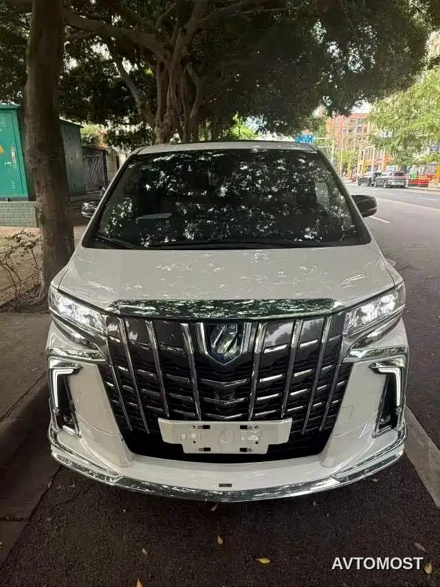 Toyota Alphard 2021 Hybrid 2.5L Luxury — фото 2