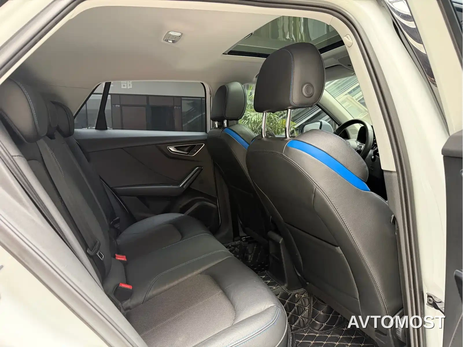 Audi Q2L e-tron 2019 Q2L e-tron Pure Electric Smart Enjoyment — фото 12