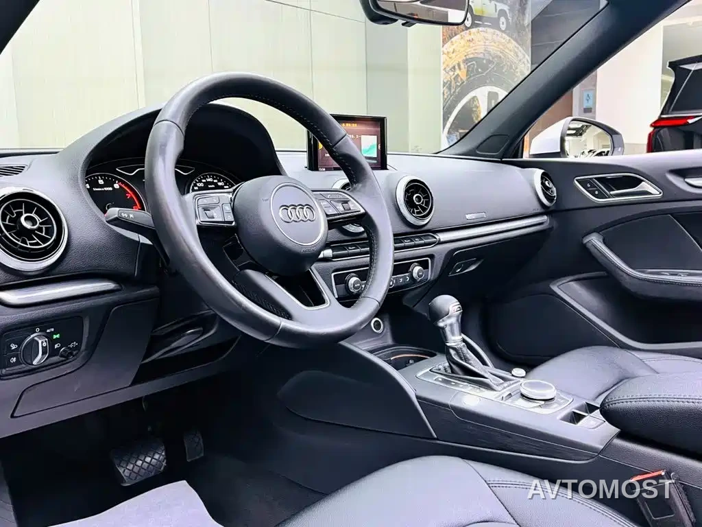 Audi A3 (Import) 2017 Cabriolet 40 TFSI — фото 8