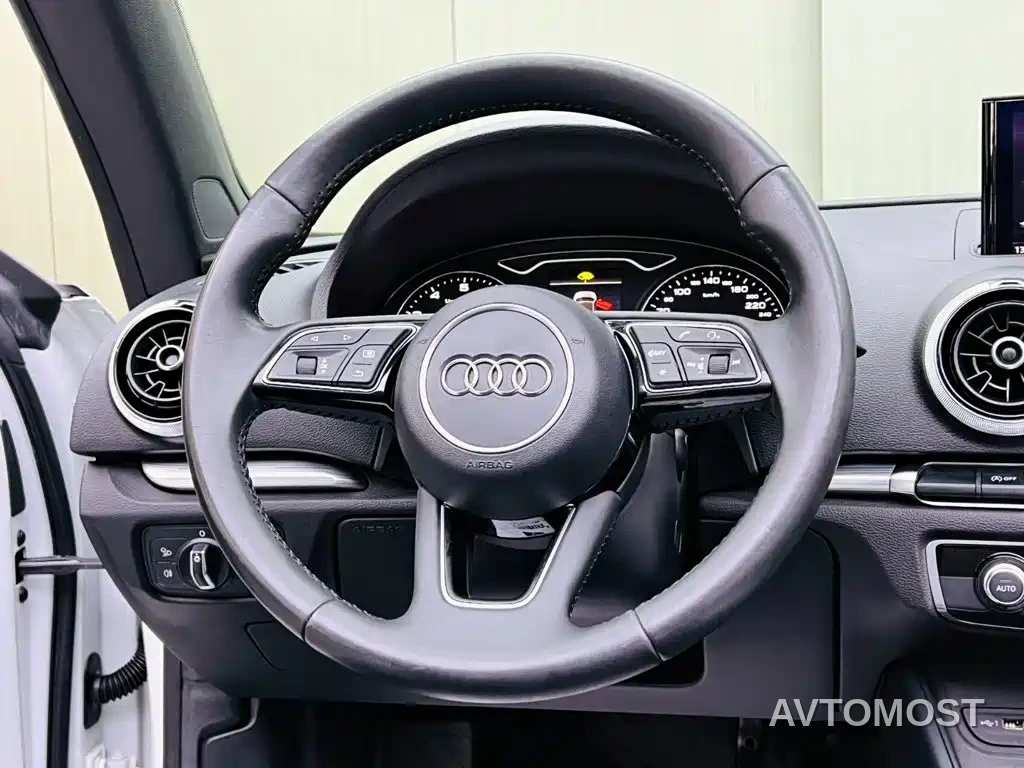 Audi A3 (Import) 2017 Cabriolet 40 TFSI — фото 10