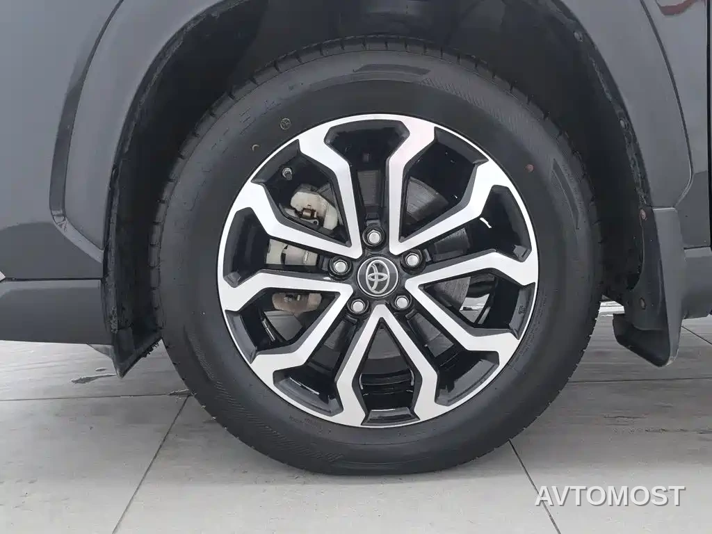 Toyota Frontlander 2023 2.0L Smart Hybrid Dual Engine Luxury Edition — фото 15