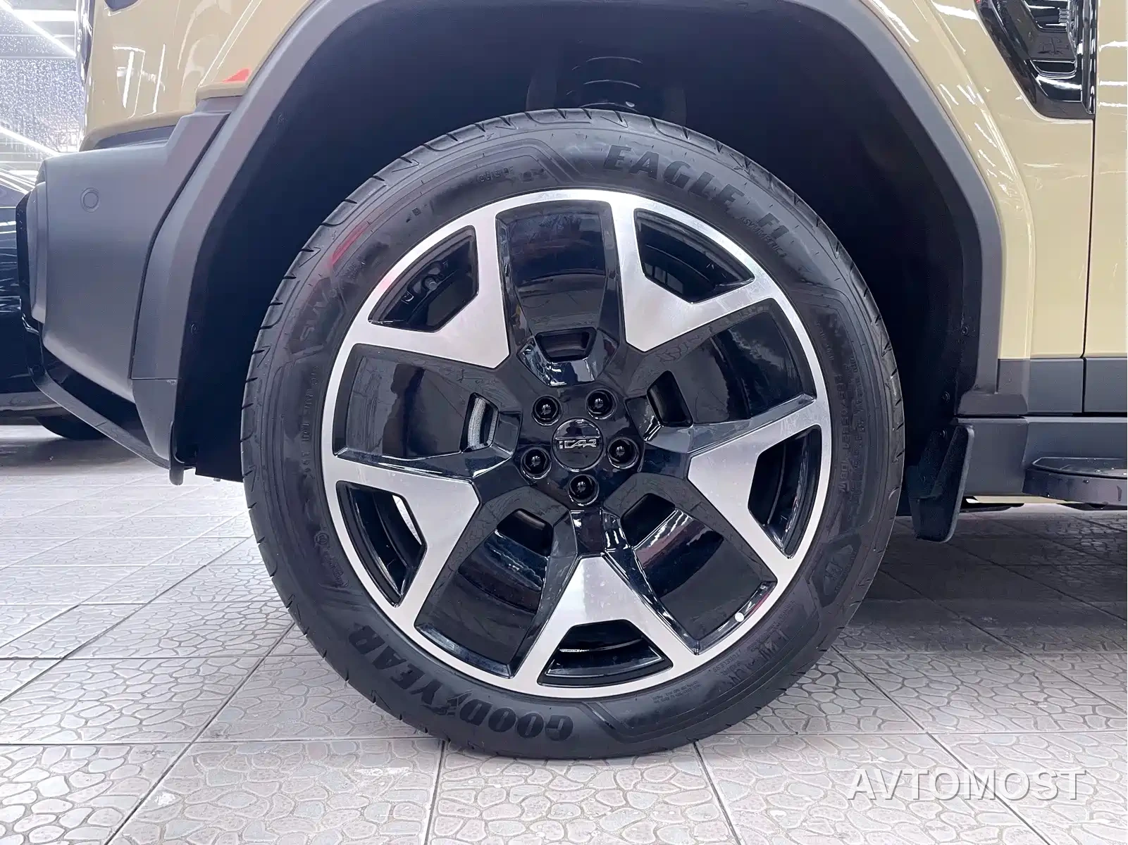 iCAR V27 2026 200KM AWD Falcon 500 — фото 8