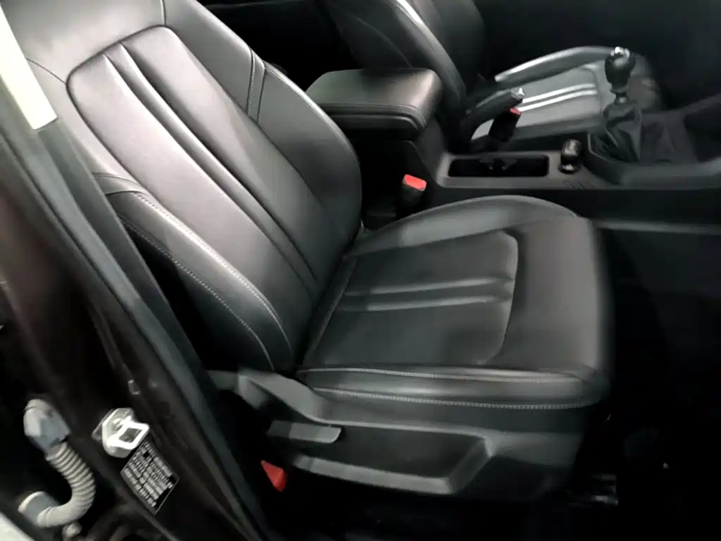 Jiangling Dadao 2023 All-rounder 2.3T Diesel Manual 2WD Long Wheelbase Comfort Edition — фото 25