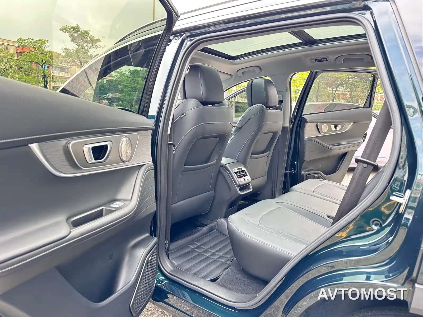 Chery Tiggo 8 PRO EV 2023 Model 1.5T Leisure Edition — фото 9