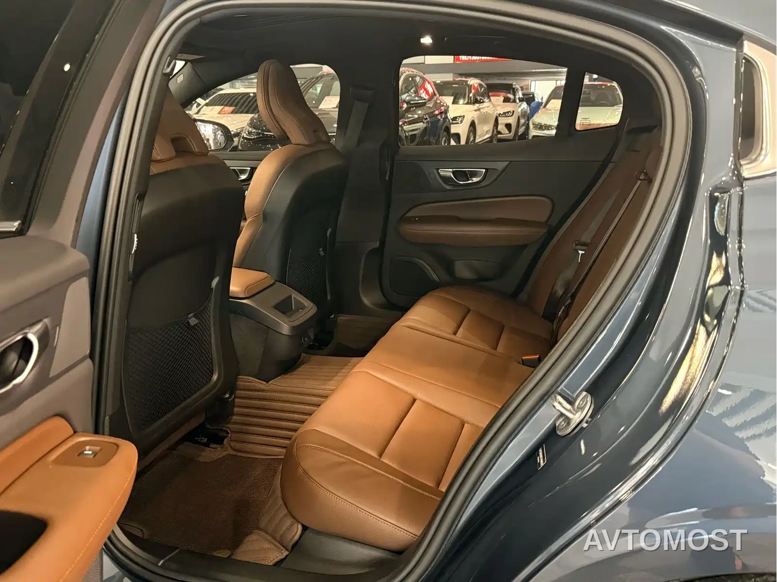 Volvo S60 2026 B4 Smart Luxury Edition — фото 6