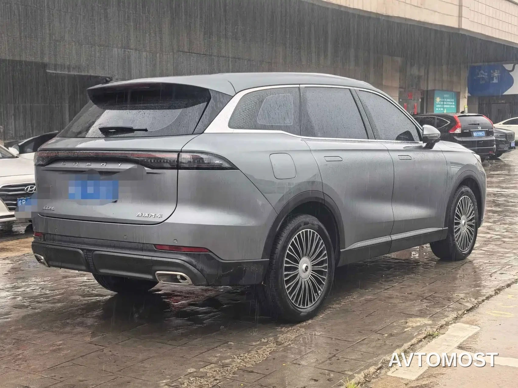 Chery Tiggo 8L 2024 2.0T 2WD Premium 5-seater — фото 3