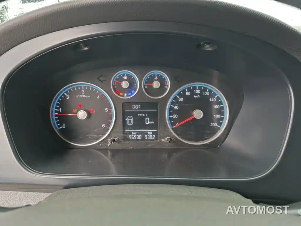 Foton Tuyano 2021 2.0T Manual Tongtu Short Wheelbase Medium Roof 5/6-Seater 4F20TC3 — фото 12