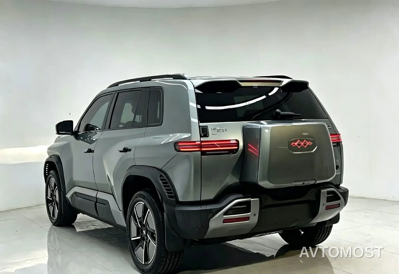 Fang Cheng Bao Titanium 3 2025 Model 501KM AWD Smart Drive Max Edition — фото 4