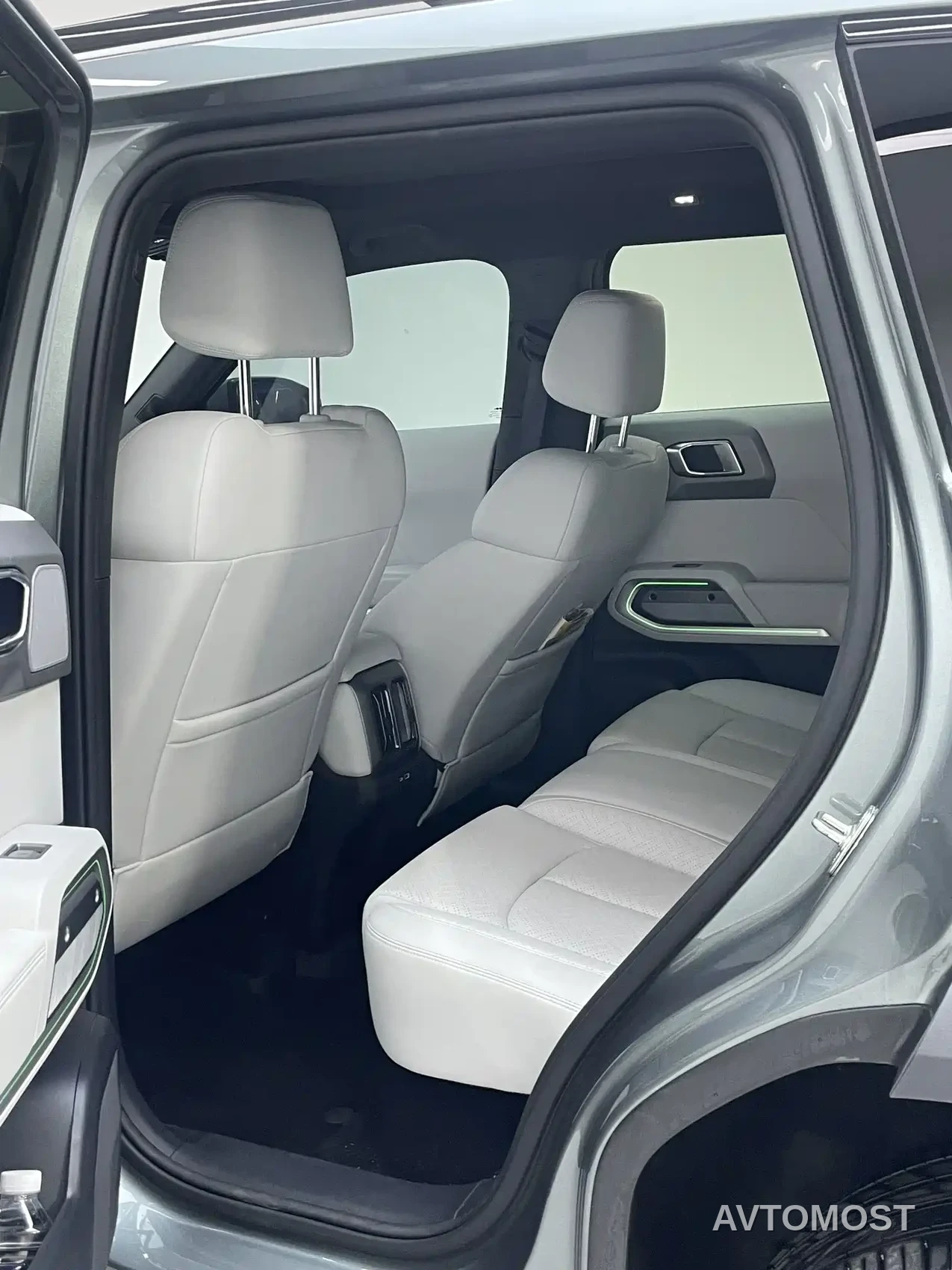 Fang Cheng Bao Titanium 3 2025 Model 501KM AWD Smart Drive Max Edition — фото 9