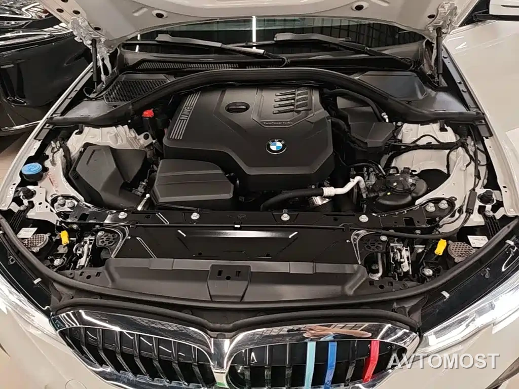 BMW 3 Series 2022 Facelift 320Li M Sport Package — фото 20