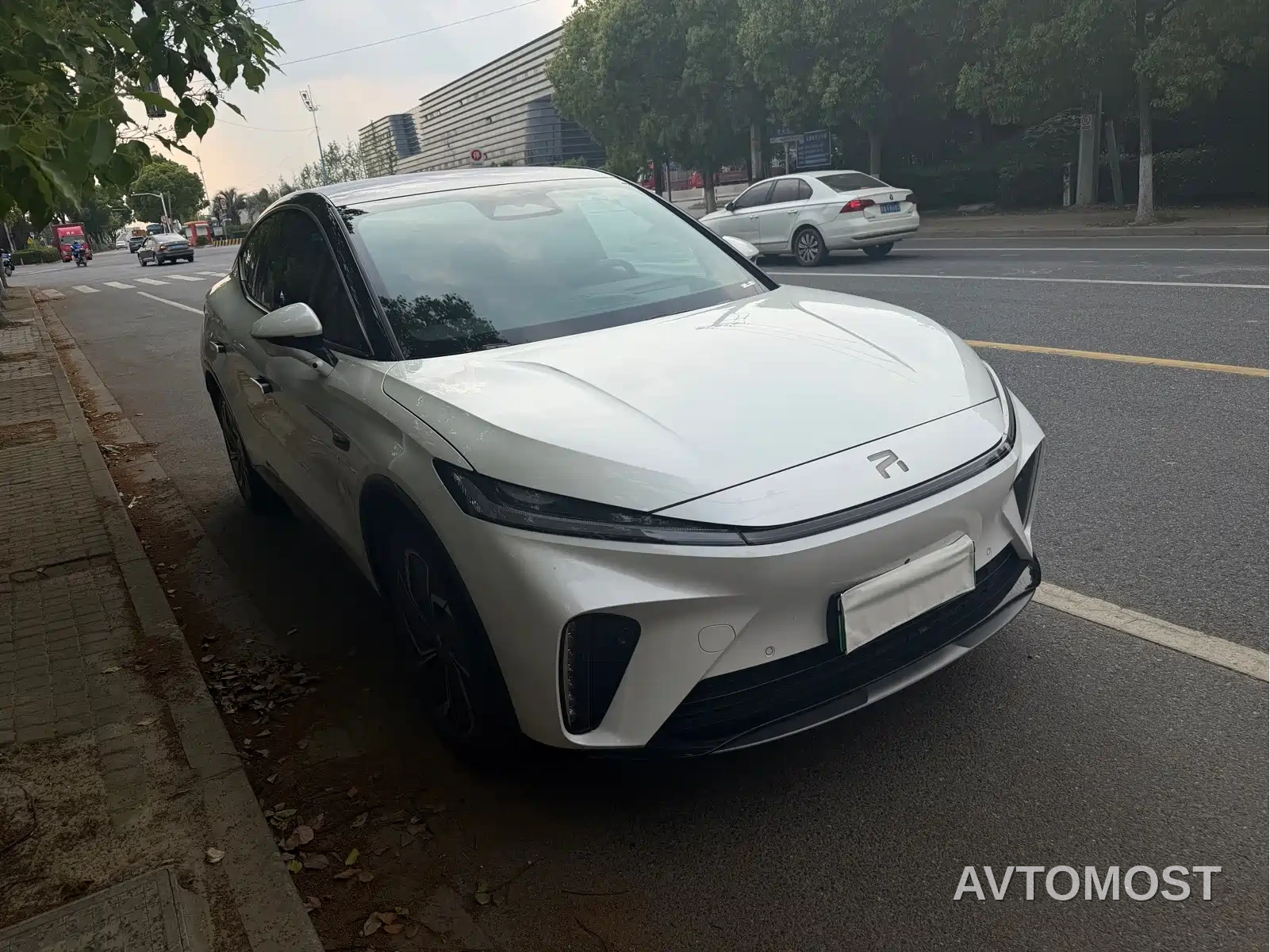 Roewe Feifan R7 2024 Advanced Pro Edition — фото 2